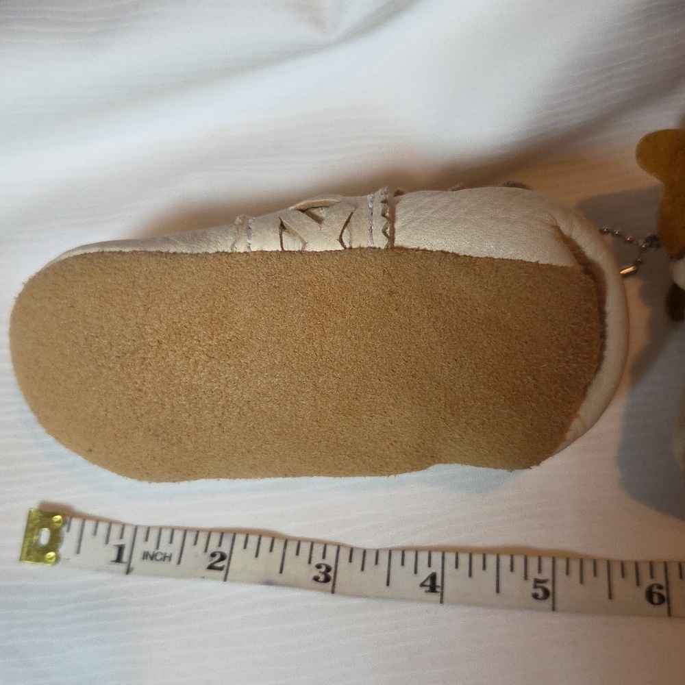 Soft Leather Baby Shoes - Cream/made Canada. - Picture 3 of 5